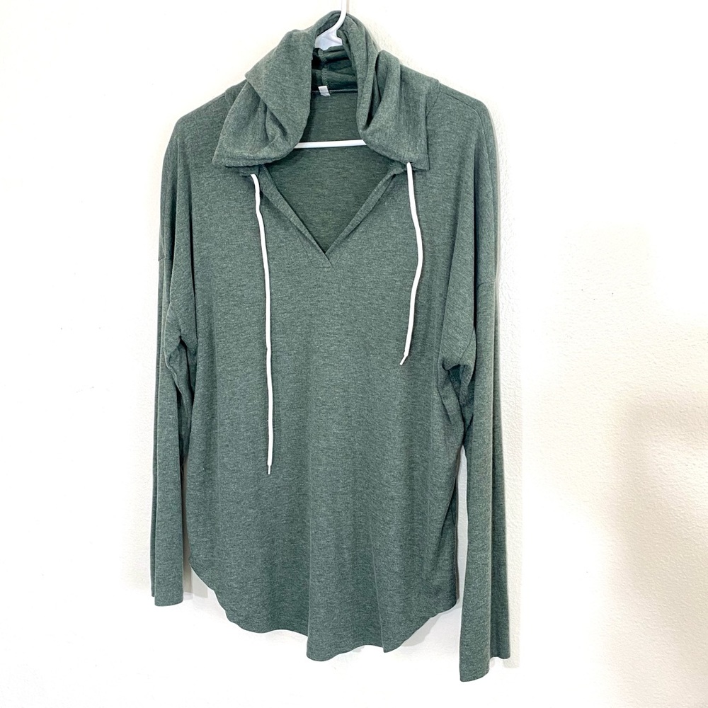 Sage green long sleeve hoodie shirt top, sz SM - Picture 9 of 16